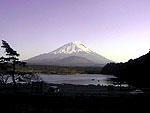 精進湖からの富士
